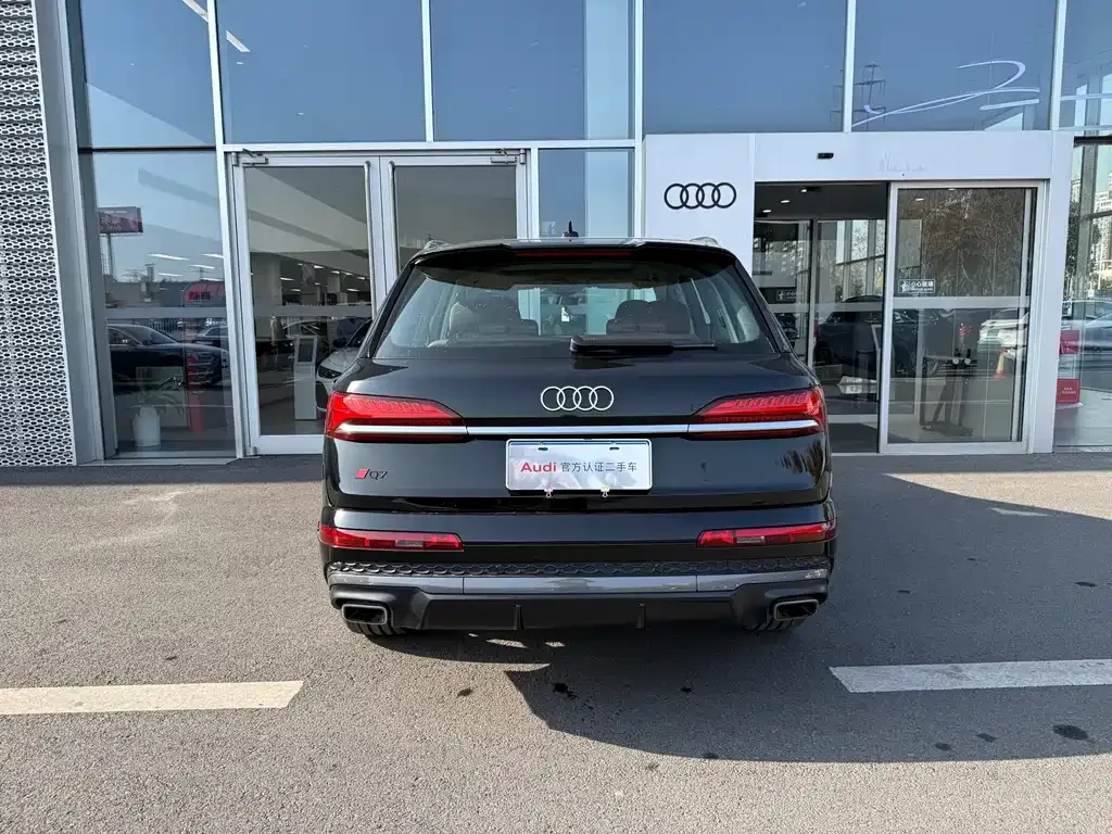 Audi Q7 — фото 4