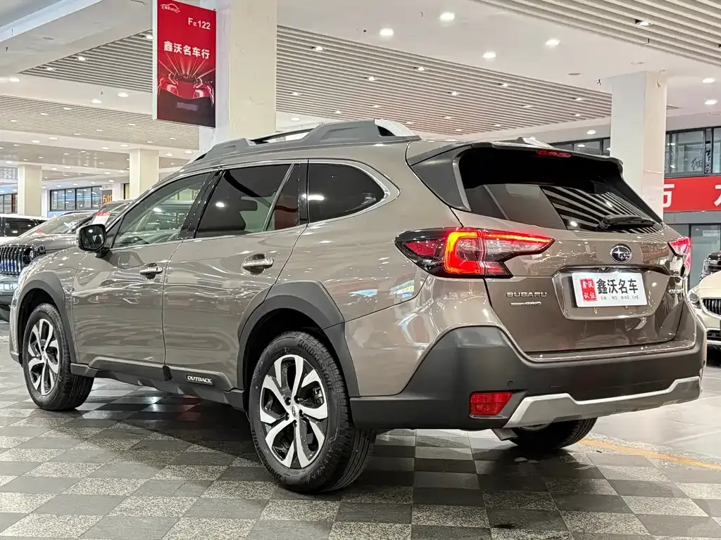 Subaru Outback 2021 из CN, фото 10