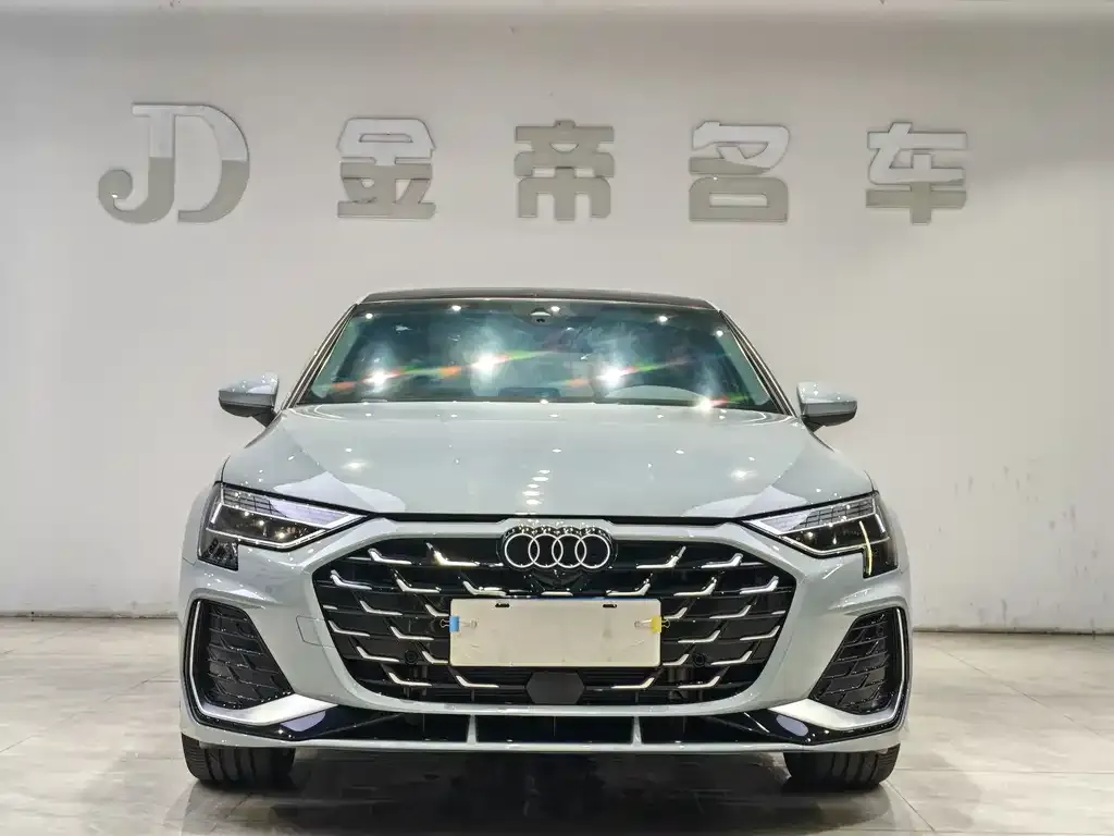 Audi A3 2025 из CN, фото 4