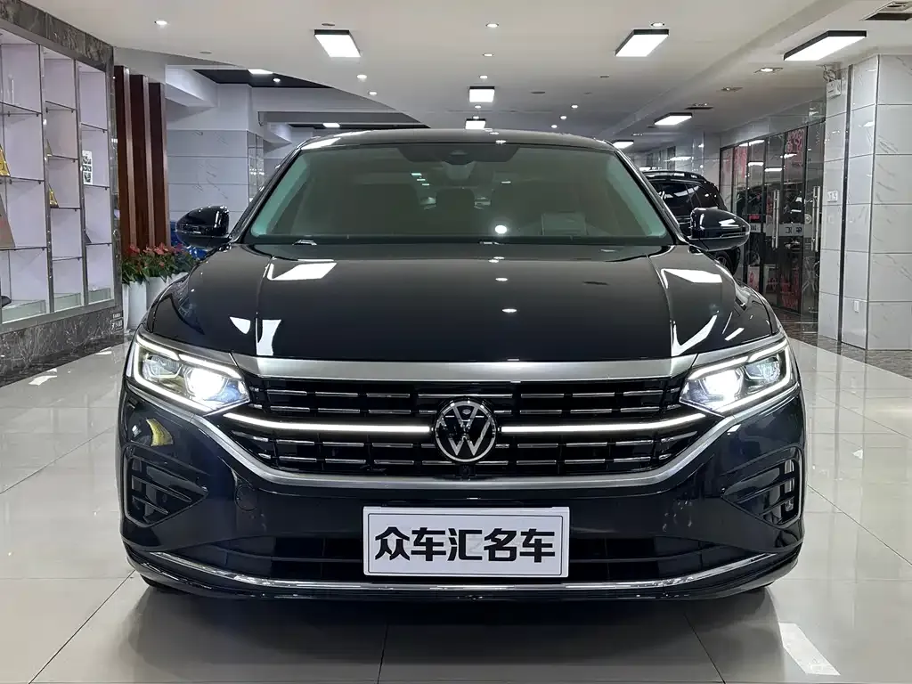 Volkswagen Passat 2022 из CN, фото 2