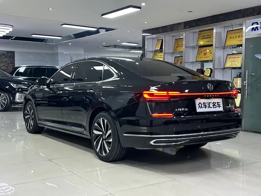 Volkswagen Passat 2022 из CN, фото 4
