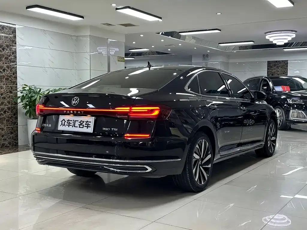 Volkswagen Passat 2022 из CN, фото 6