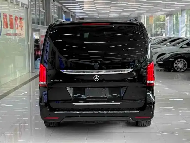 Mercedes-Benz V-Class 2024 из CN, фото 7