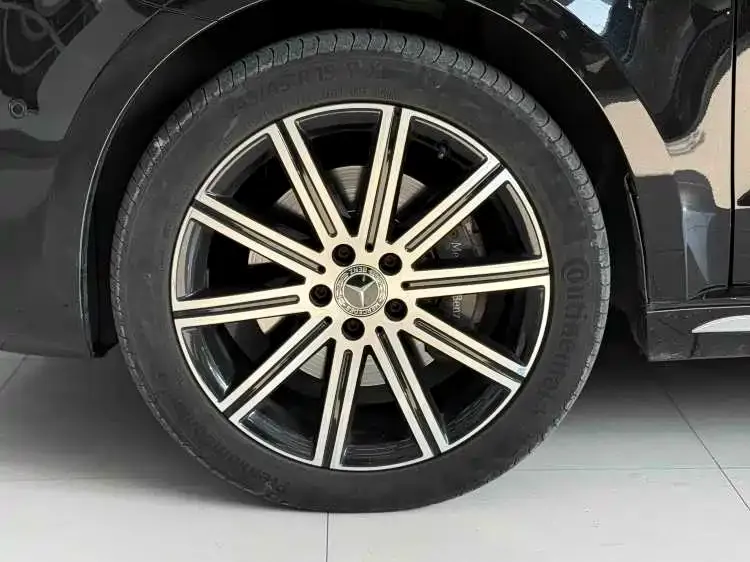 Mercedes-Benz V-Class 2024 из CN, фото 8
