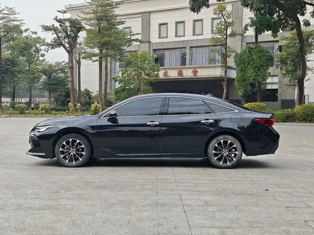 Toyota Avalon 2023 из CN, фото 6