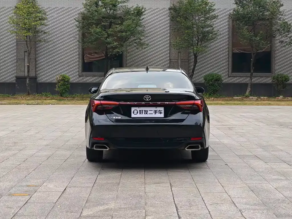 Toyota Avalon 2023 из CN, фото 9
