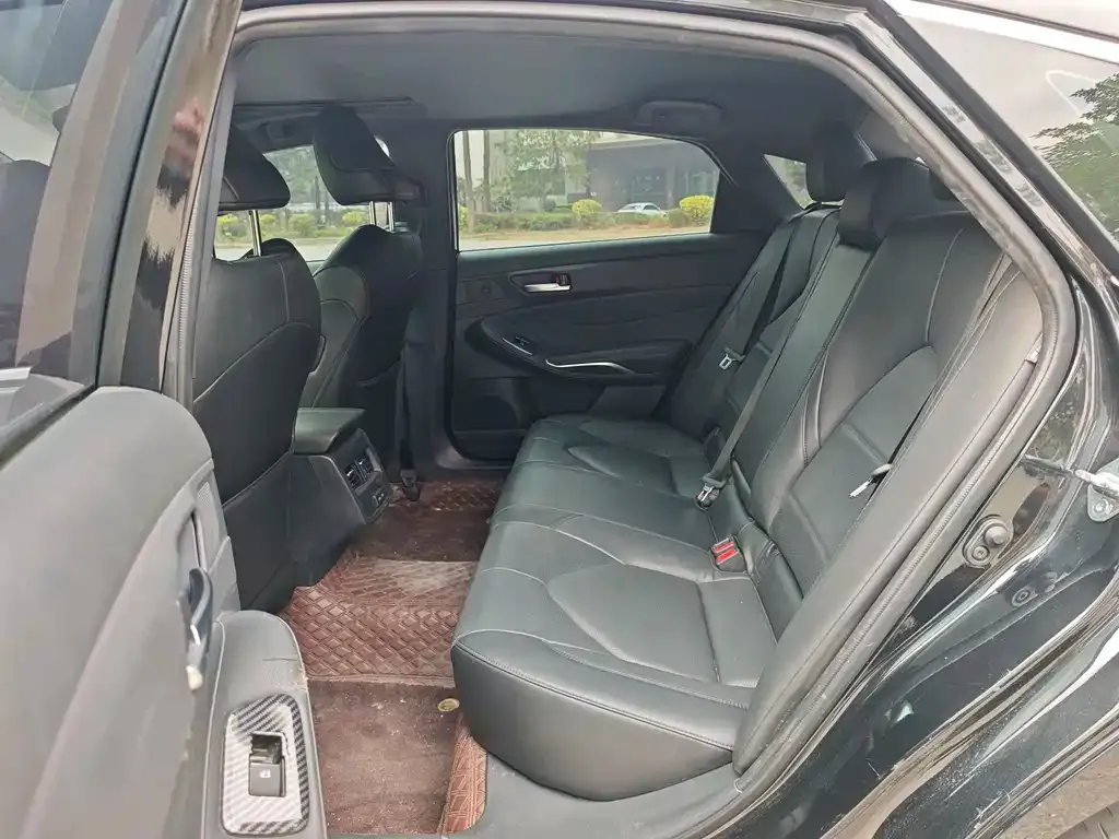 Toyota Avalon 2023 из CN, фото 3