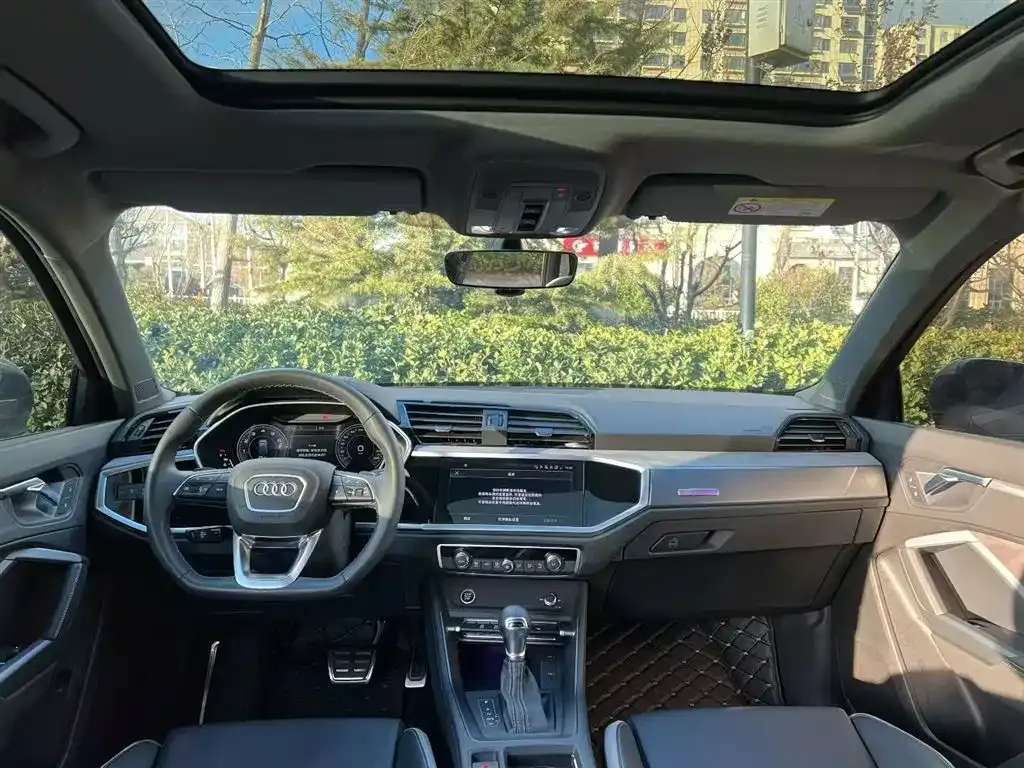 Audi Q3 2023 из CN, фото 6
