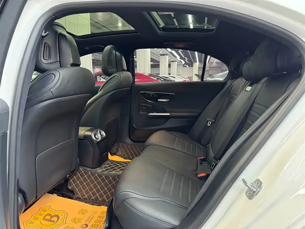 Mercedes-Benz C-Class 2024 из CN, фото 4