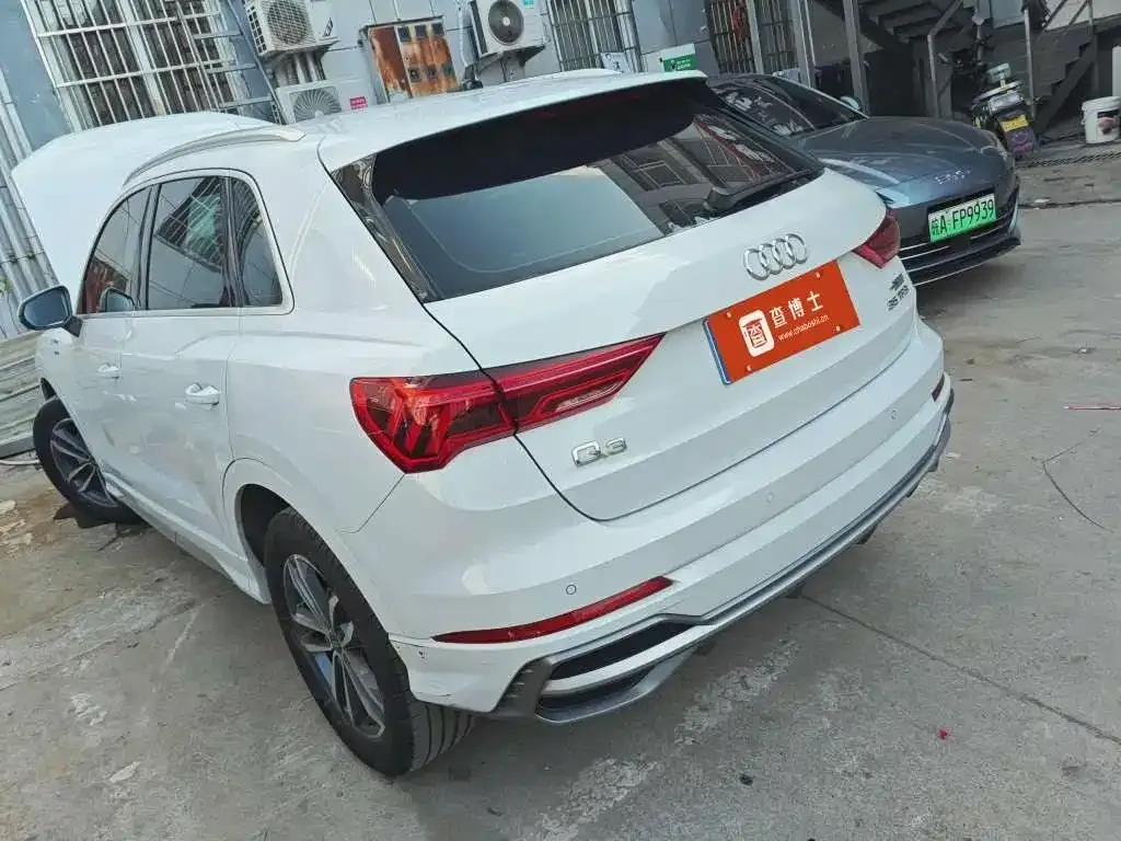Audi Q3 2021 из CN, фото 7