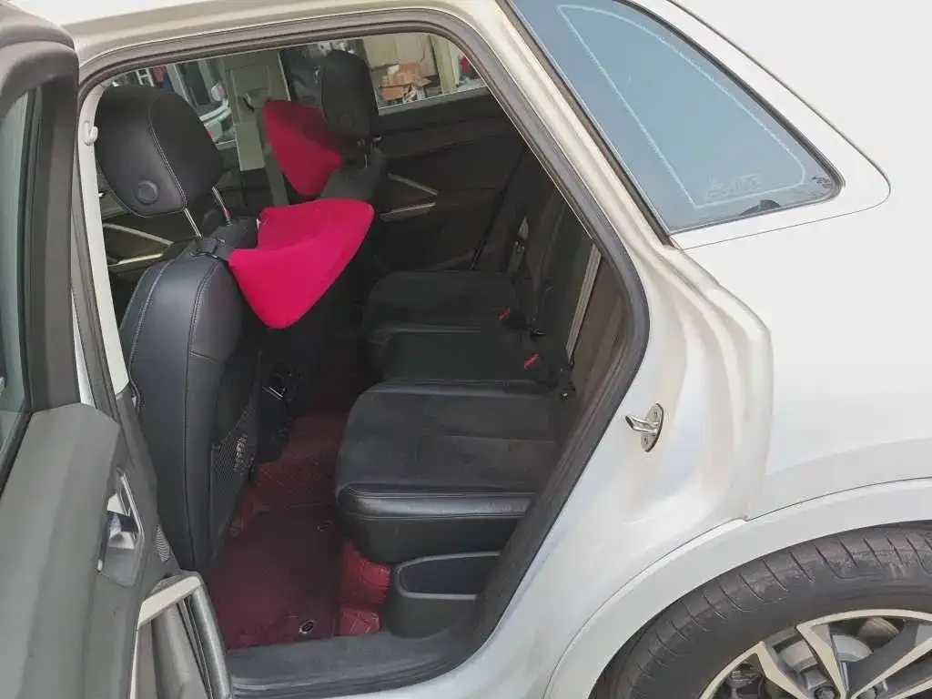 Audi Q3 2021 из CN, фото 4