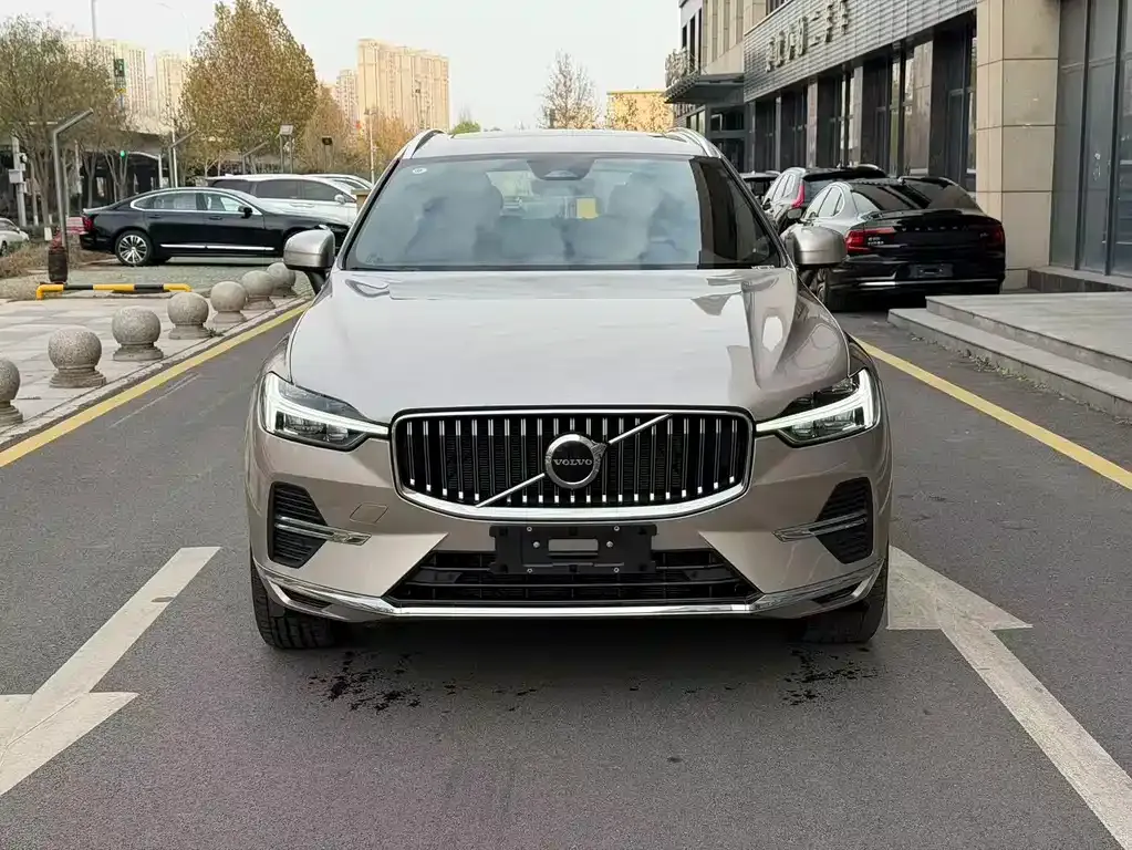 Volvo XC60 2025 из CN, фото 5