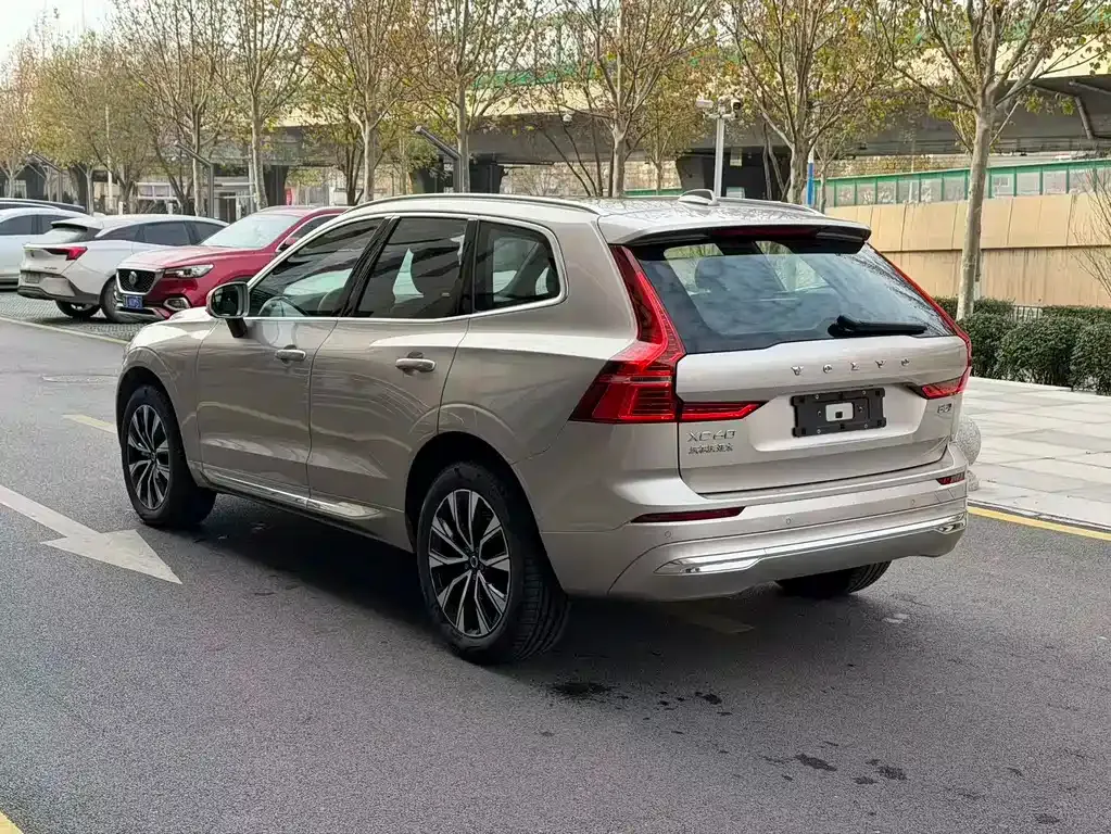 Volvo XC60 2025 из CN, фото 9