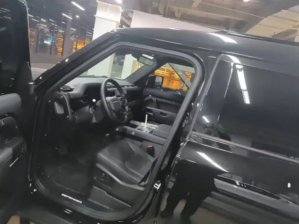 Land Rover Defender 2025 из CN, фото 3