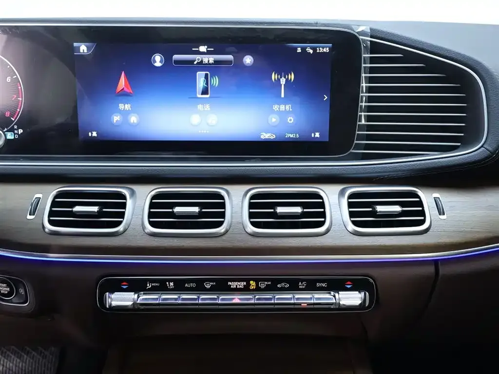 Mercedes-Benz GLE — фото 10