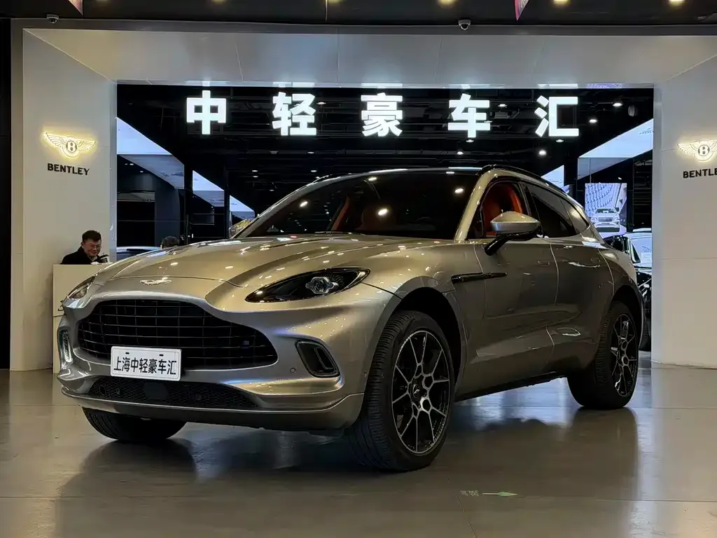 Aston Martin DBX 2023 из CN, фото 1