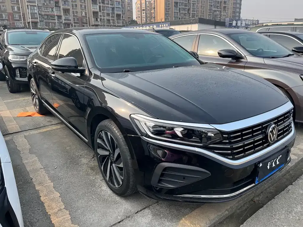 Volkswagen Passat 2024 из CN, фото 1