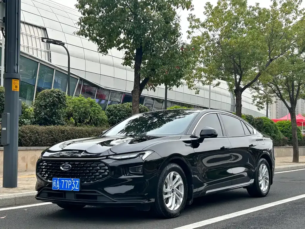 Ford Mondeo 2022 из CN, фото 1