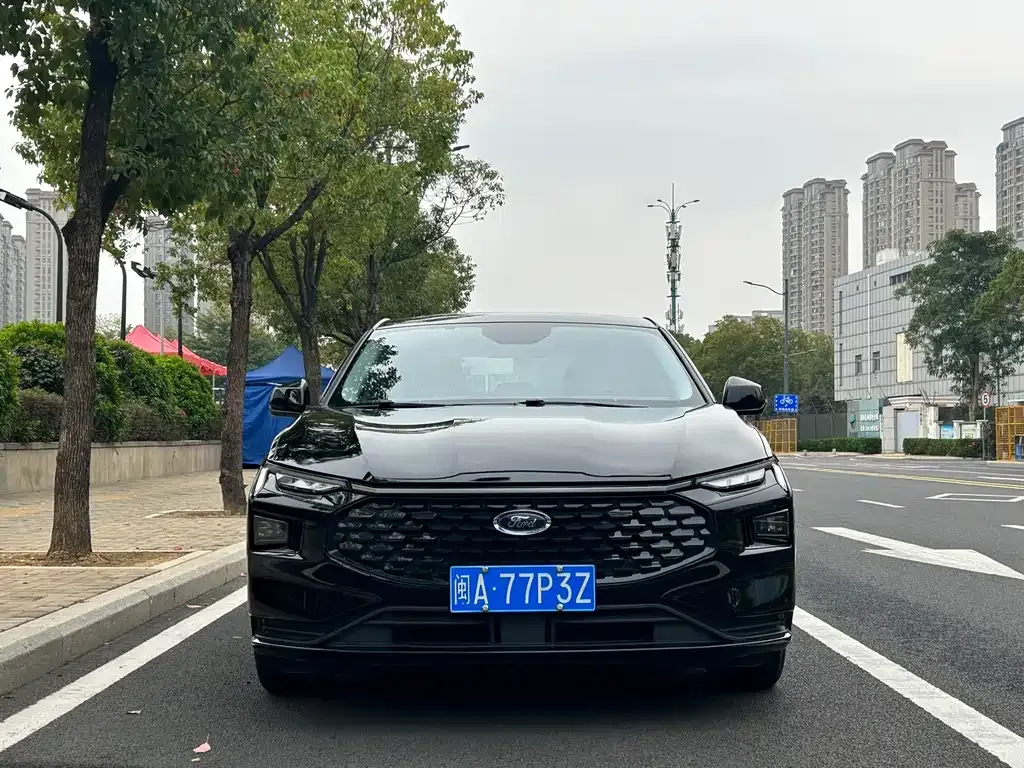 Ford Mondeo 2022 из CN, фото 2