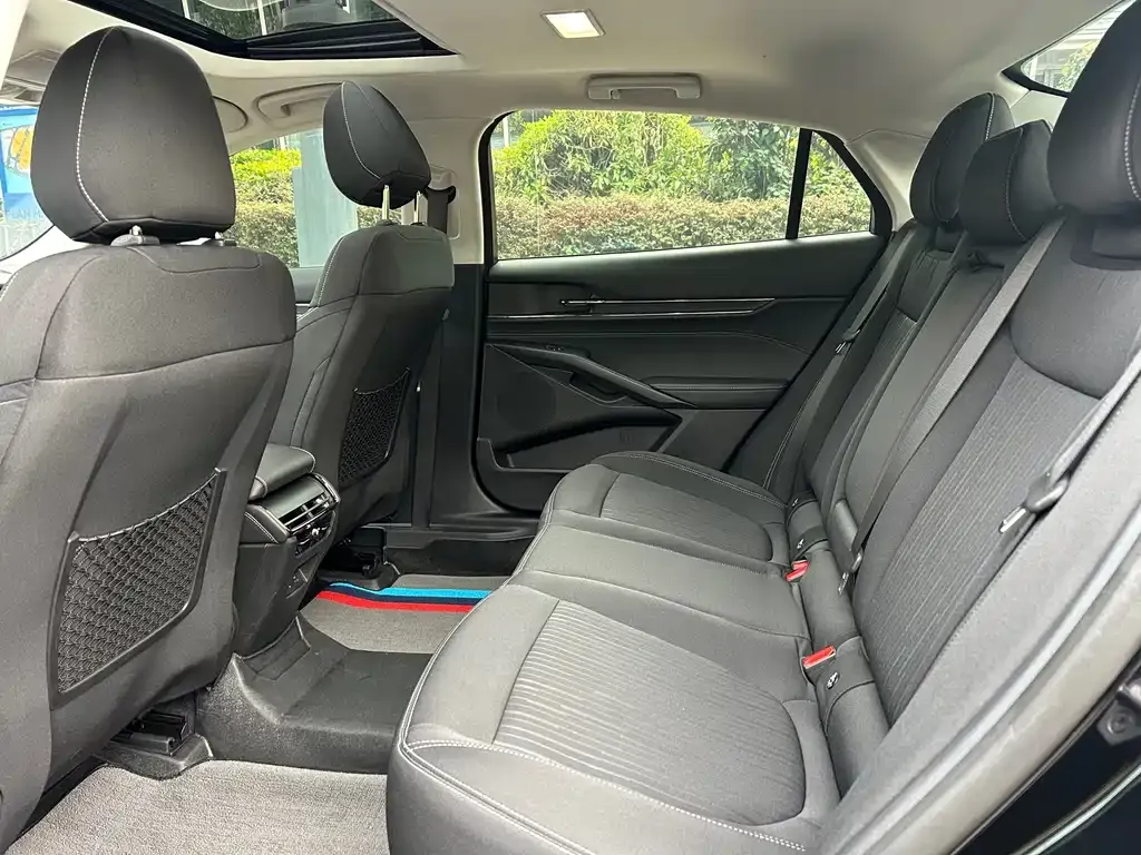 Ford Mondeo 2022 из CN, фото 6
