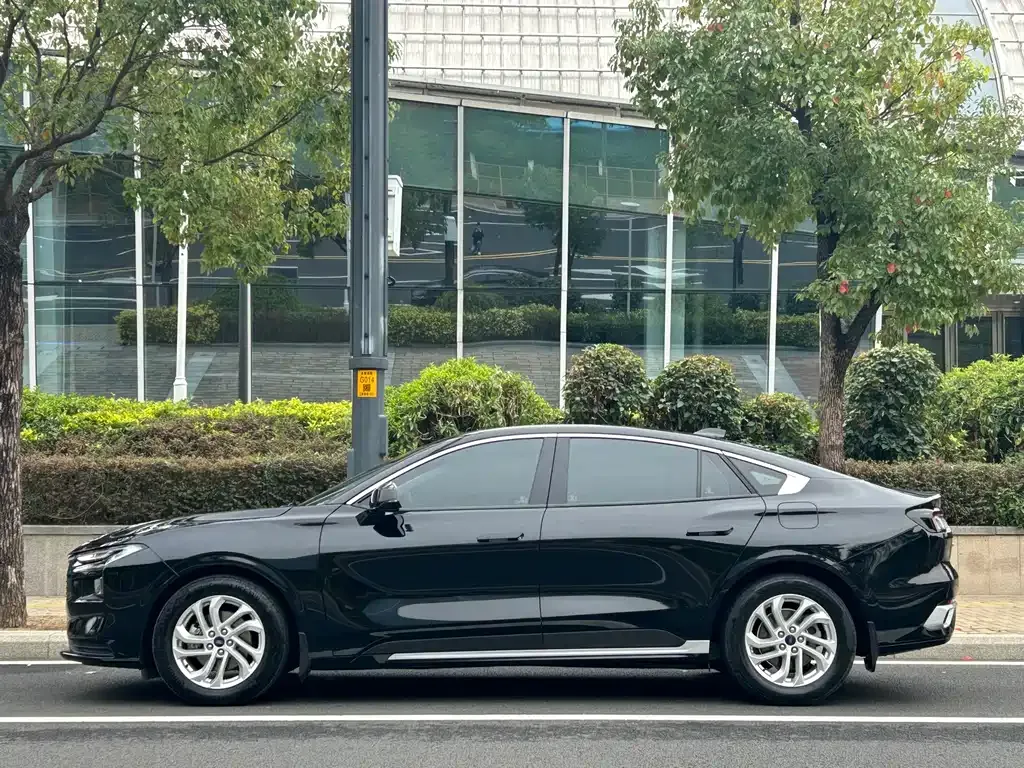 Ford Mondeo 2022 из CN, фото 7