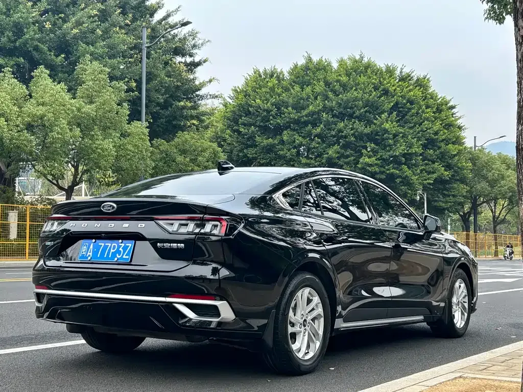Ford Mondeo 2022 из CN, фото 9