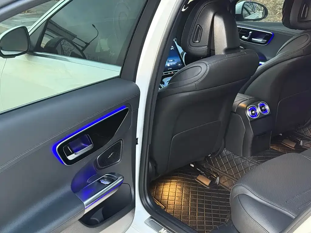 Mercedes-Benz C-Class 2024 из CN, фото 9