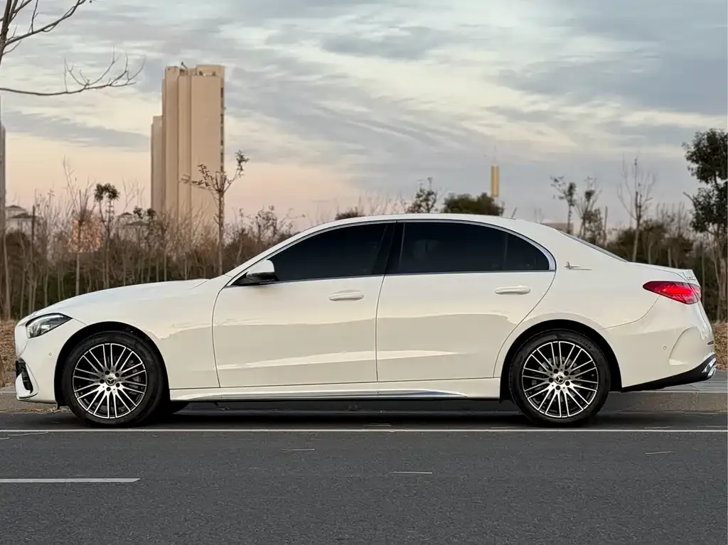 Mercedes-Benz C-Class 2024 из CN, фото 2