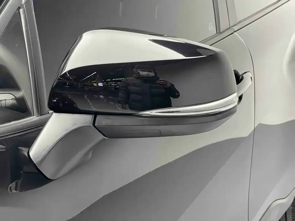 Toyota Frontlander 2024 из CN, фото 7