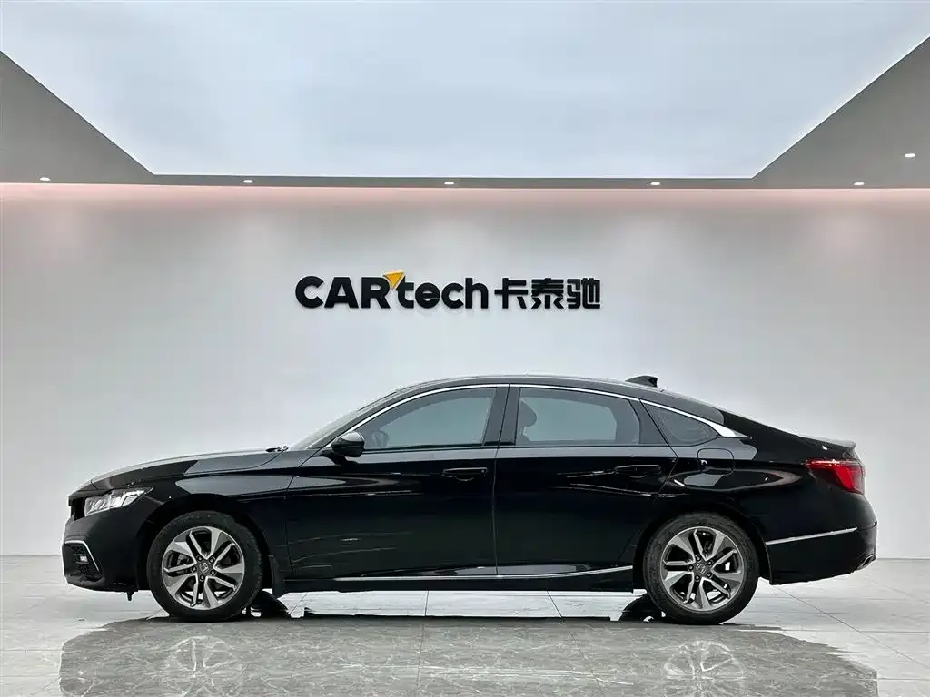 Honda Inspire 2021 из CN, фото 3