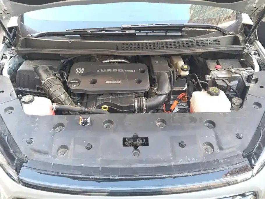Buick GL8 Hybrid — фото 8