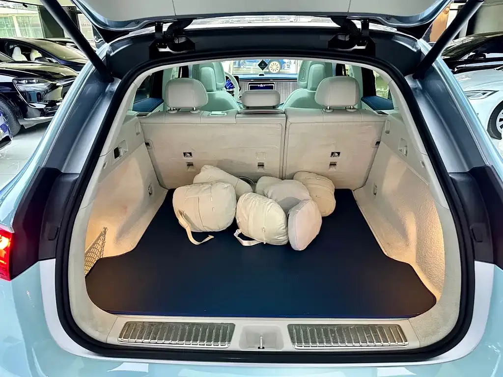 Mercedes-Benz EQE SUV 2023 из CN, фото 6