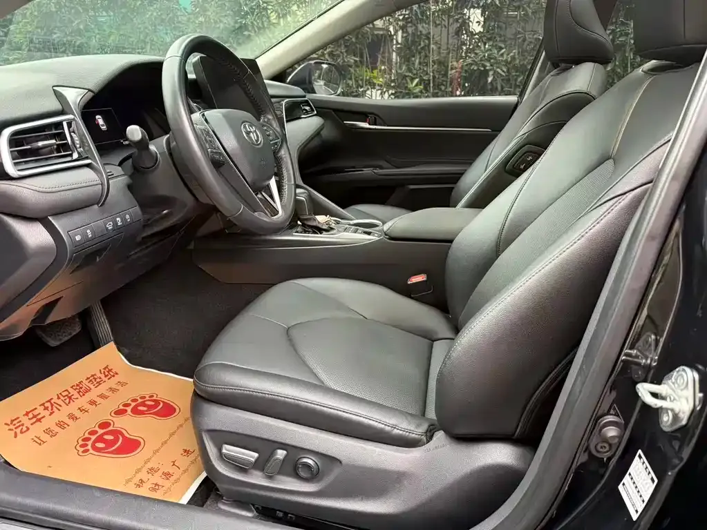 Toyota Camry 2022 из CN, фото 4