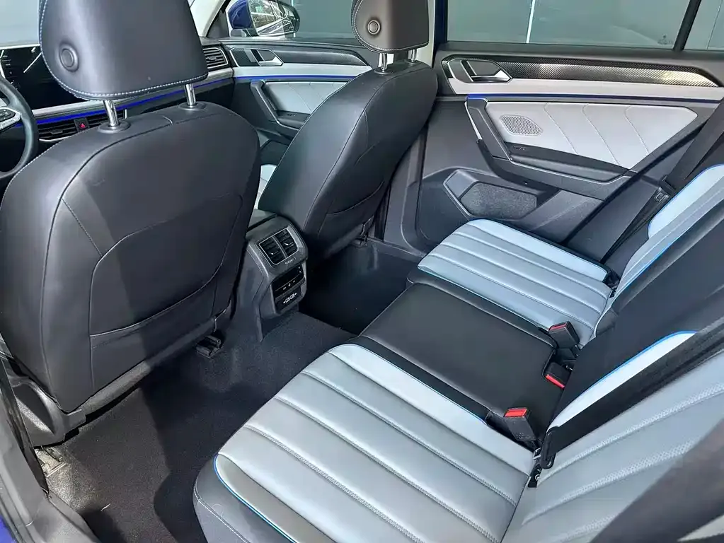Volkswagen Tayron GTE PHEV 2023 из CN, фото 10