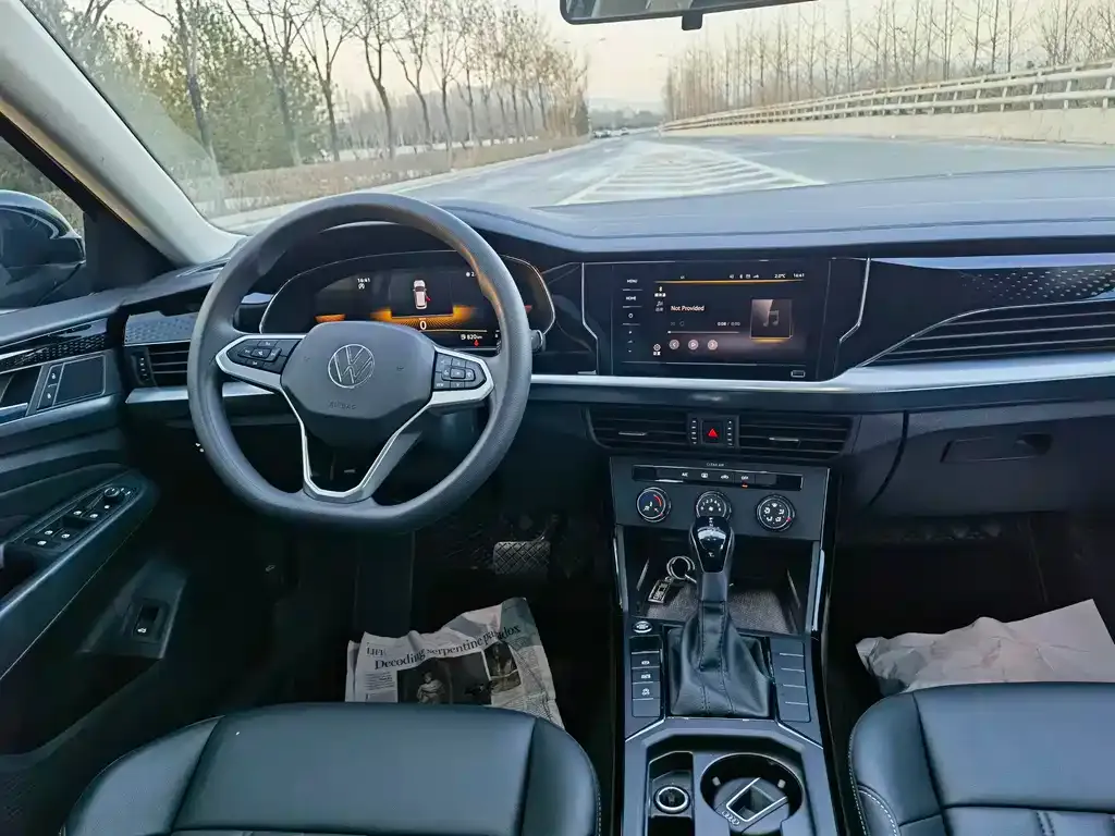 Volkswagen Passat 2024 из CN, фото 7