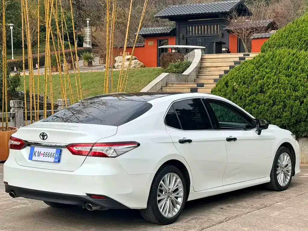 Toyota Camry 2021 из CN, фото 7