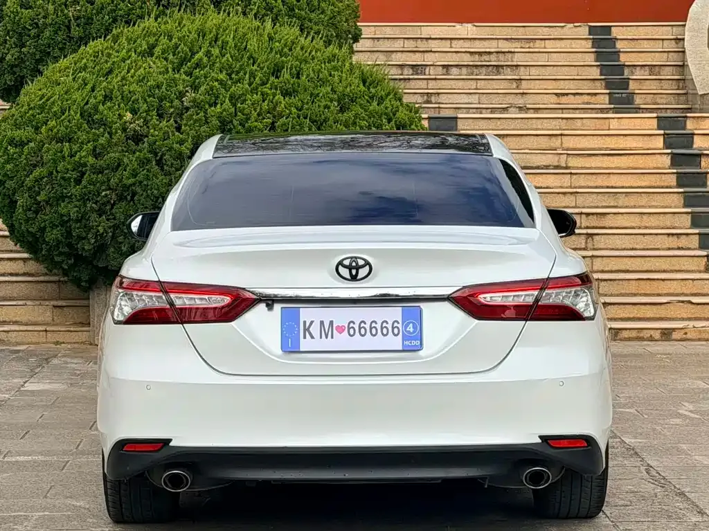 Toyota Camry 2021 из CN, фото 3