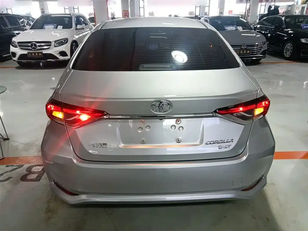 Toyota Corolla 2022 из CN, фото 3