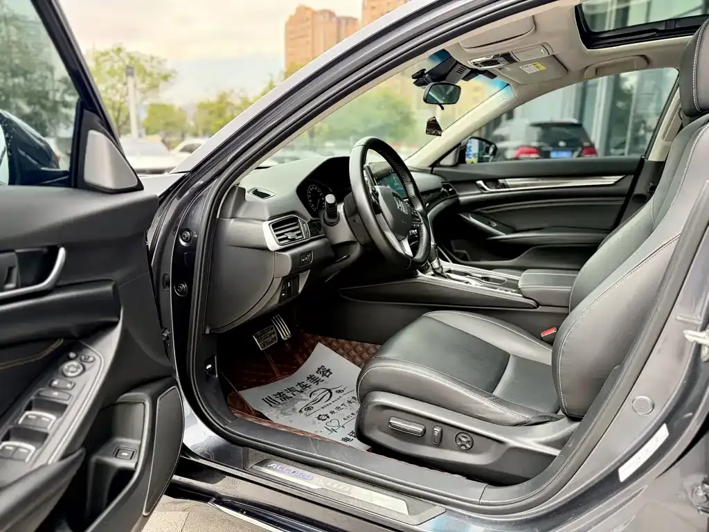 Honda Accord 2022 из CN, фото 2