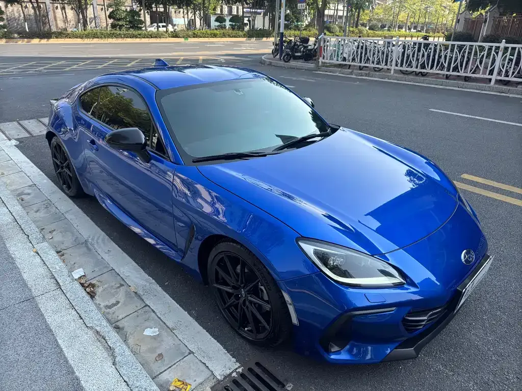 Subaru BRZ — фото 3