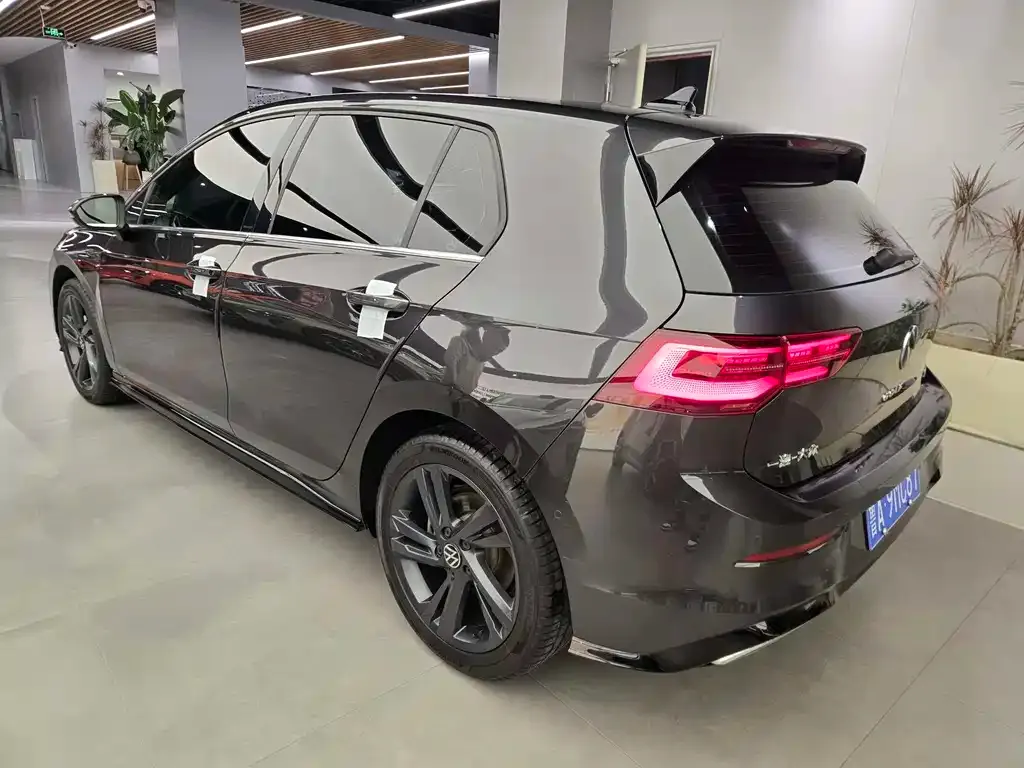 Volkswagen Golf 2022 из CN, фото 10