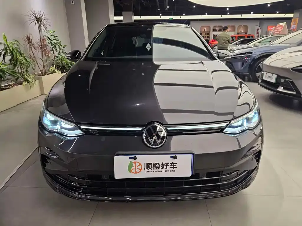 Volkswagen Golf 2022 из CN, фото 6