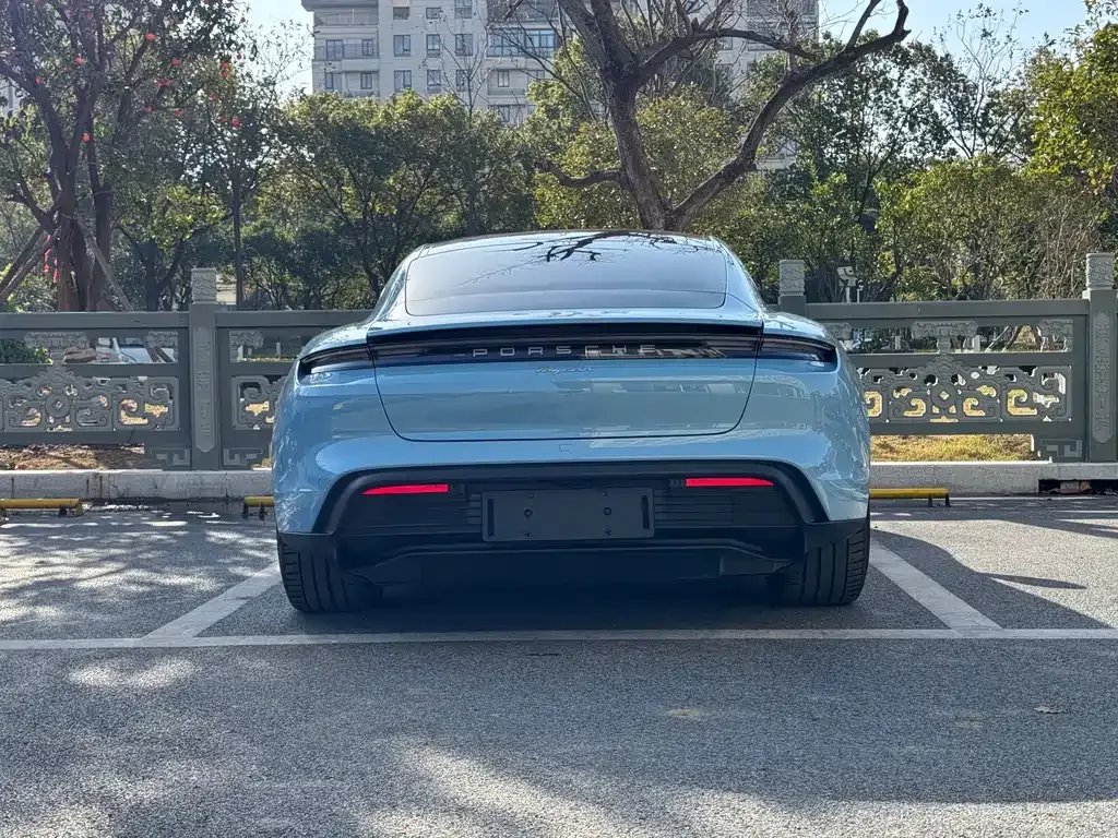Porsche Taycan 2021 из CN, фото 8