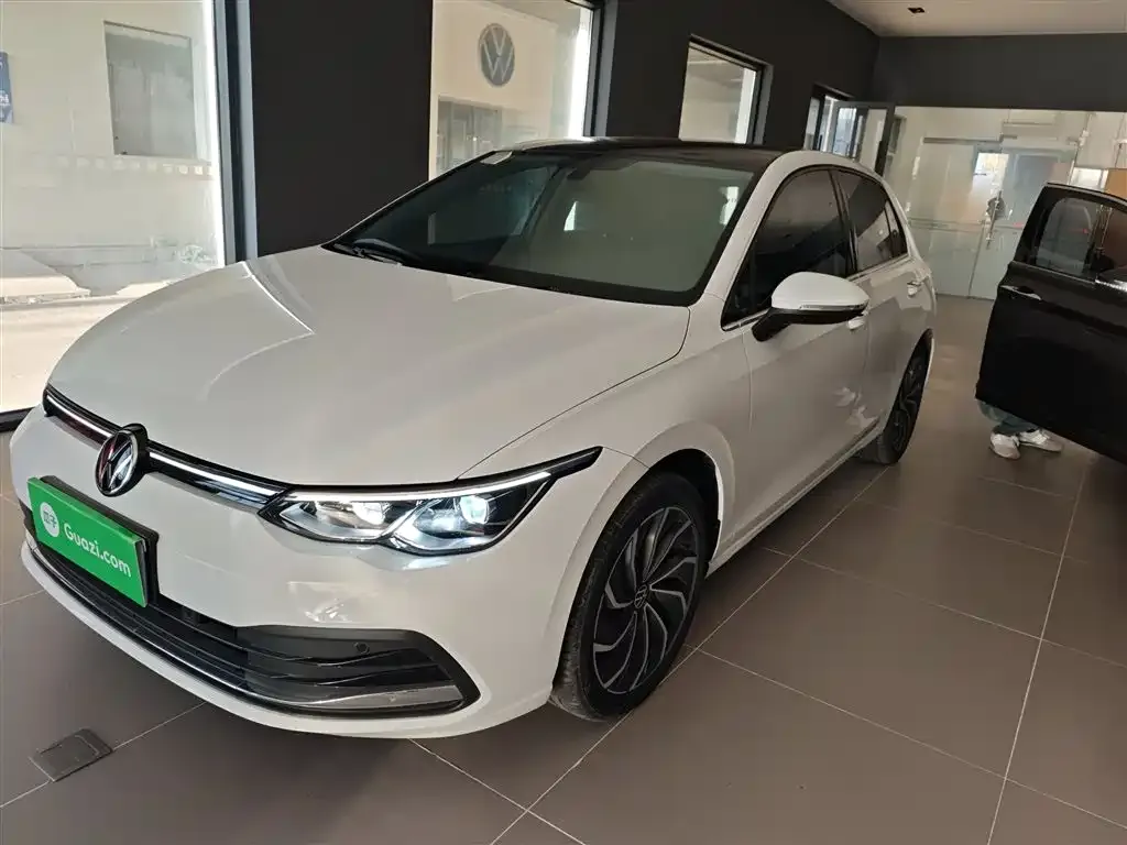 Volkswagen Golf 2022 из CN, фото 8