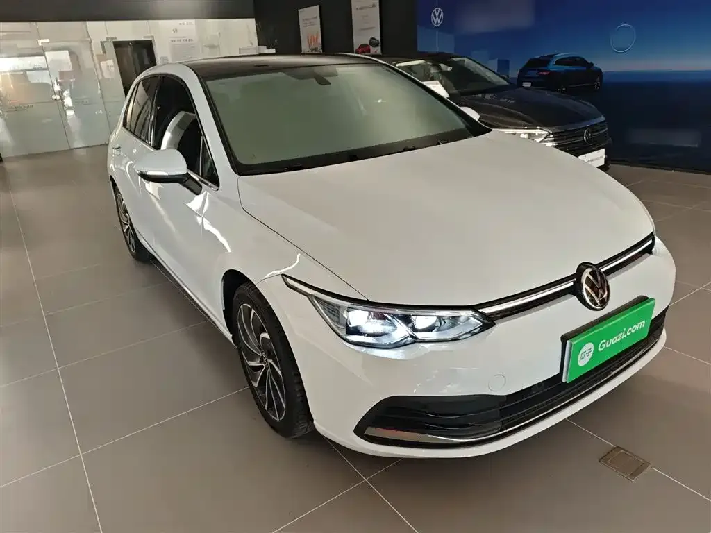 Volkswagen Golf 2022 из CN, фото 4