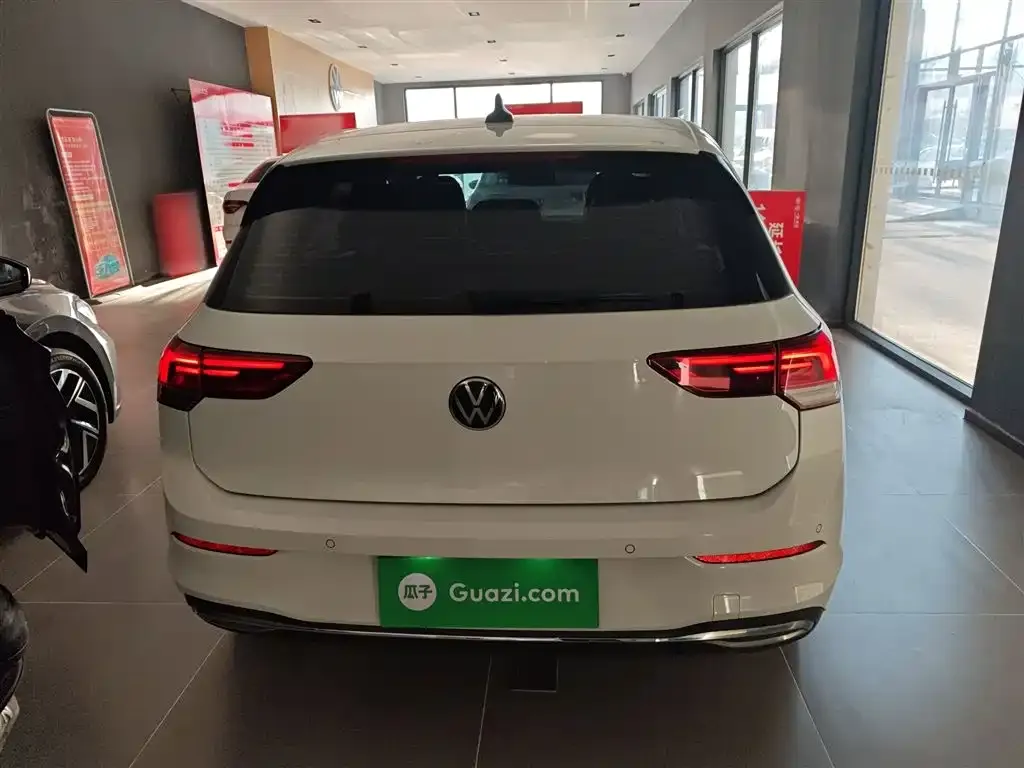 Volkswagen Golf 2022 из CN, фото 5