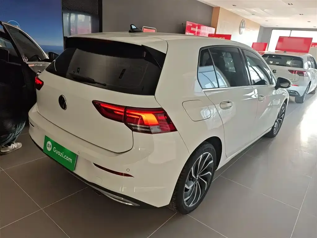 Volkswagen Golf 2022 из CN, фото 6