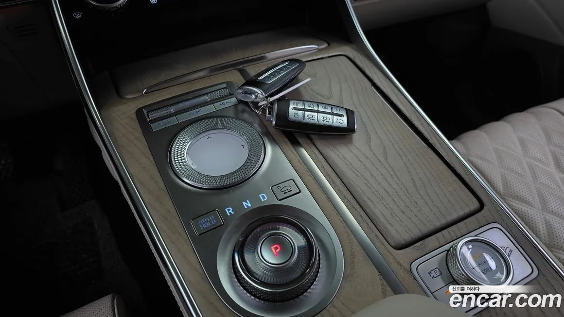 Genesis GV80 — фото 10
