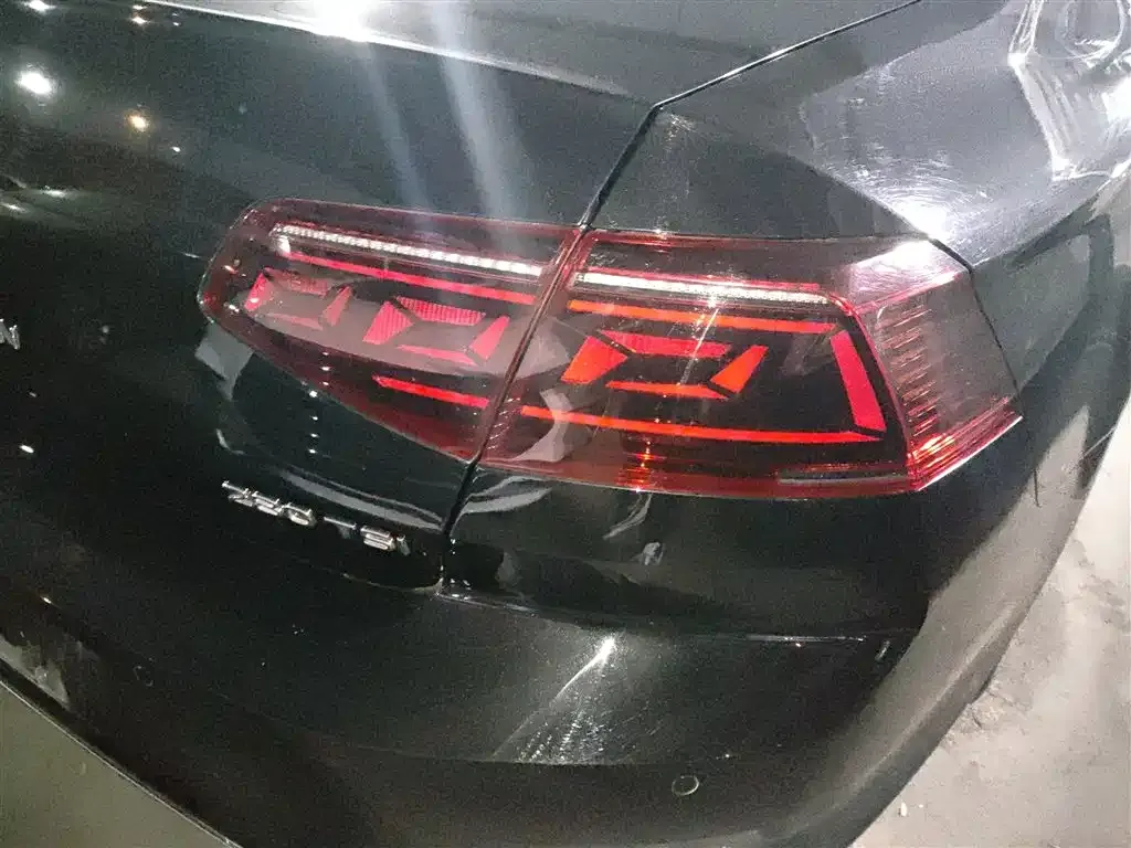 Volkswagen Magotan 2025 из CN, фото 2