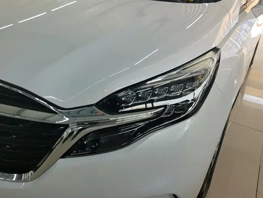 Buick GL8 2022 из CN, фото 9
